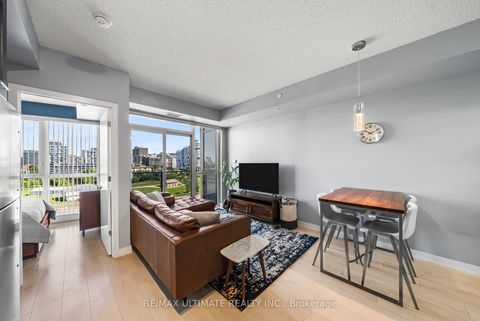 Photo 8 at 1001 - 50 Bruyeres Mews, Niagara, Toronto