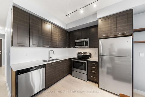 Photo 12 at 1001 - 50 Bruyeres Mews, Niagara, Toronto