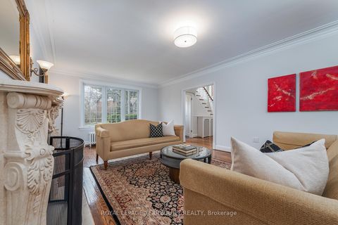 Photo 10 at 223 Riverside Drive, Swansea, Toronto