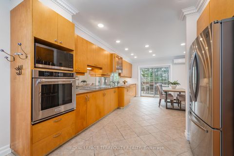 Photo 16 at 223 Riverside Drive, Swansea, Toronto