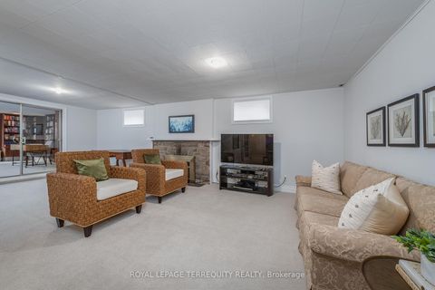 Photo 33 at 223 Riverside Drive, Swansea, Toronto