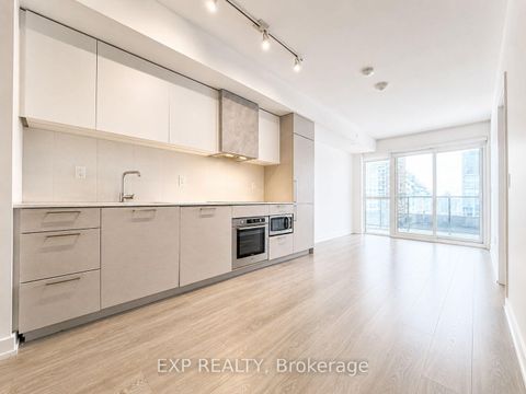 Photo 8 at 811 - 19 Western Battery Road, Niagara, Toronto