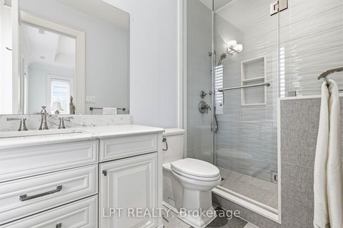 Photo 31 at 256 Patricia Drive, King City, King