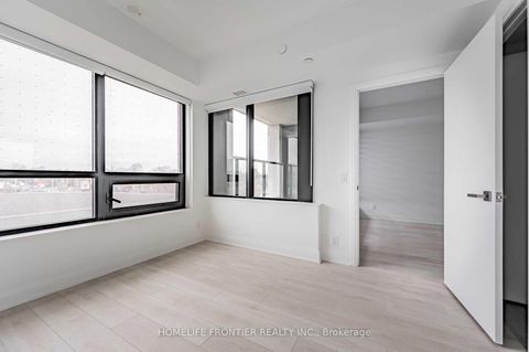 Photo 15 at 516 - 33 Frederick Todd Way, Thorncliffe Park, Toronto