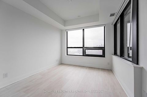 Photo 17 at 516 - 33 Frederick Todd Way, Thorncliffe Park, Toronto