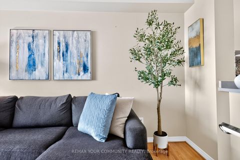 Photo 10 at 721 - 3 ELLESMERE Street, Langstaff, Richmond Hill