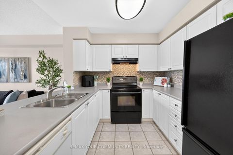 Photo 21 at 721 - 3 ELLESMERE Street, Langstaff, Richmond Hill