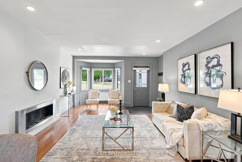 Photo 3 at 671 Scarlett Road, Humber Heights, Toronto