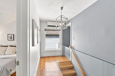 Photo 19 at 671 Scarlett Road, Humber Heights, Toronto