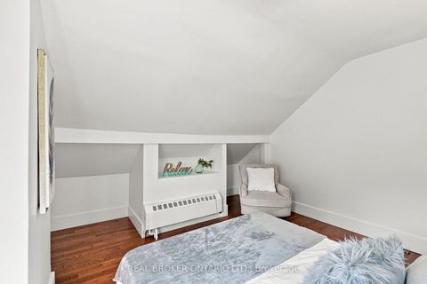 Photo 24 at 671 Scarlett Road, Humber Heights, Toronto