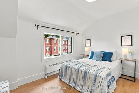 Photo 25 at 671 Scarlett Road, Humber Heights, Toronto