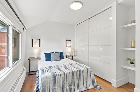 Photo 27 at 671 Scarlett Road, Humber Heights, Toronto