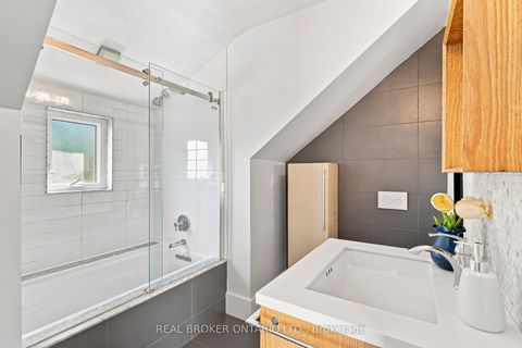 Photo 29 at 671 Scarlett Road, Humber Heights, Toronto
