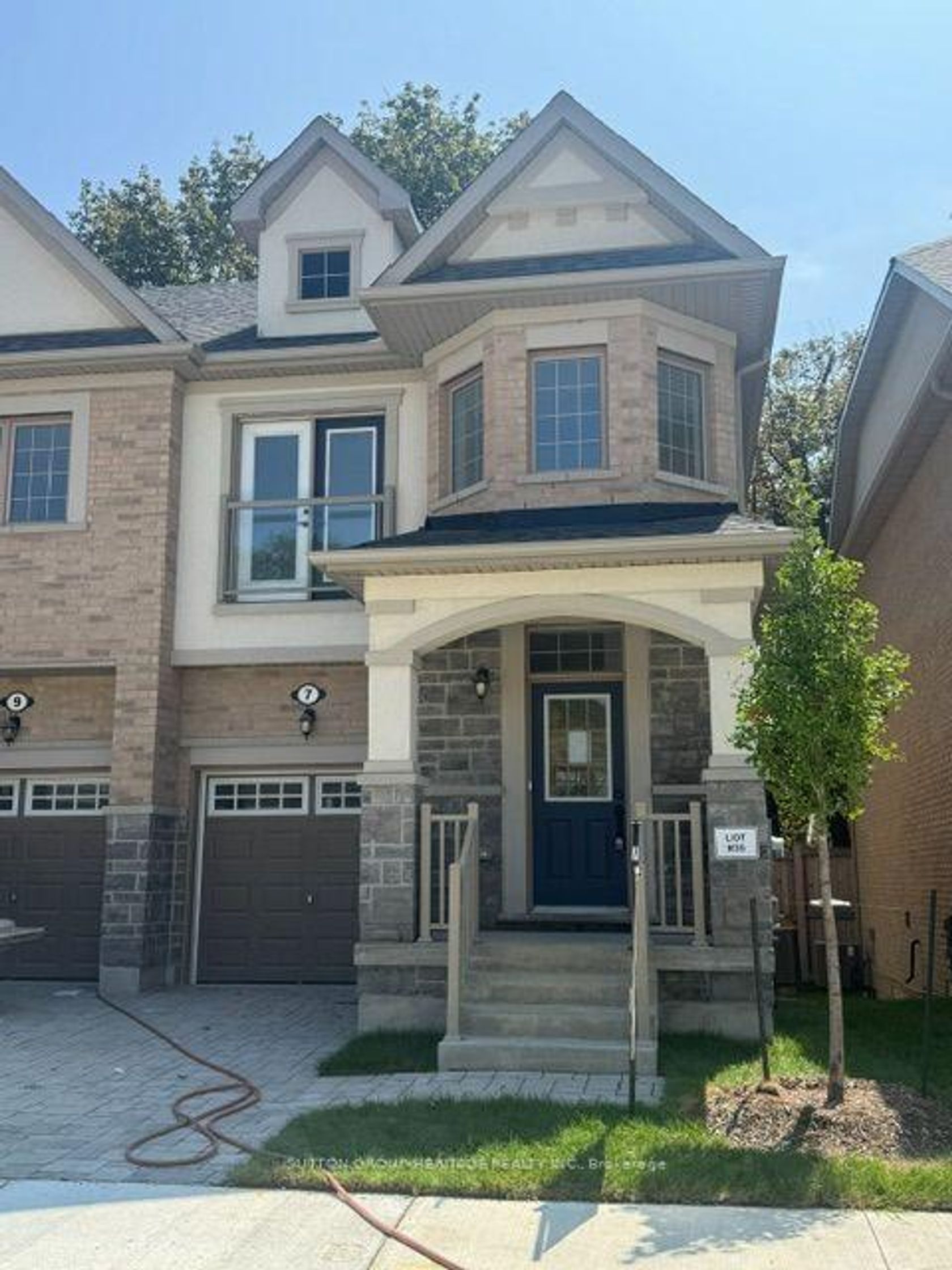 7 Deer Creek Court, Centennial Scarborough, Toronto photo number 2