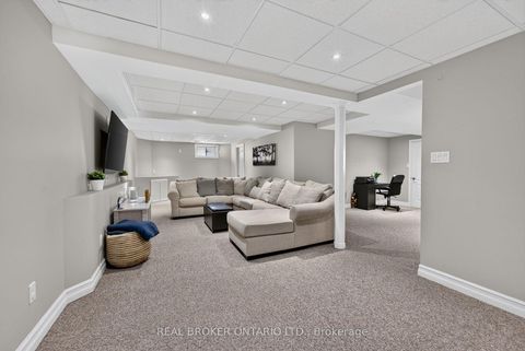 Photo 26 at 35 Bloom Crescent, Ardagh, Barrie