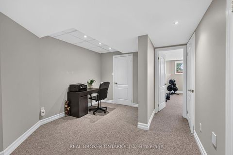 Photo 29 at 35 Bloom Crescent, Ardagh, Barrie