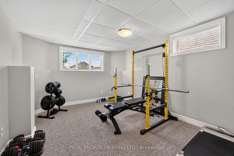 Photo 30 at 35 Bloom Crescent, Ardagh, Barrie