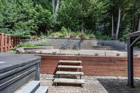 Photo 34 at 35 Bloom Crescent, Ardagh, Barrie