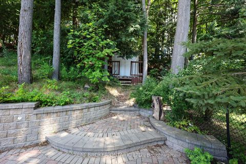 Photo 36 at 35 Bloom Crescent, Ardagh, Barrie