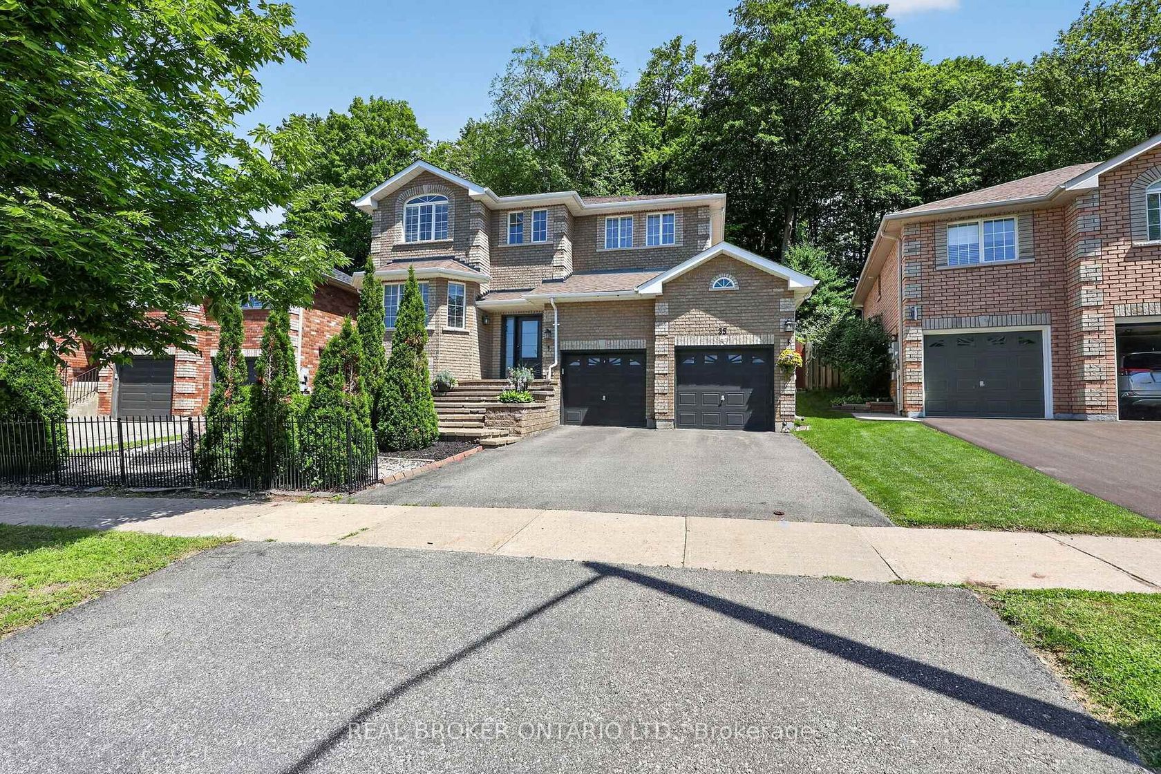 35 Bloom Crescent, Ardagh, Barrie photo 7