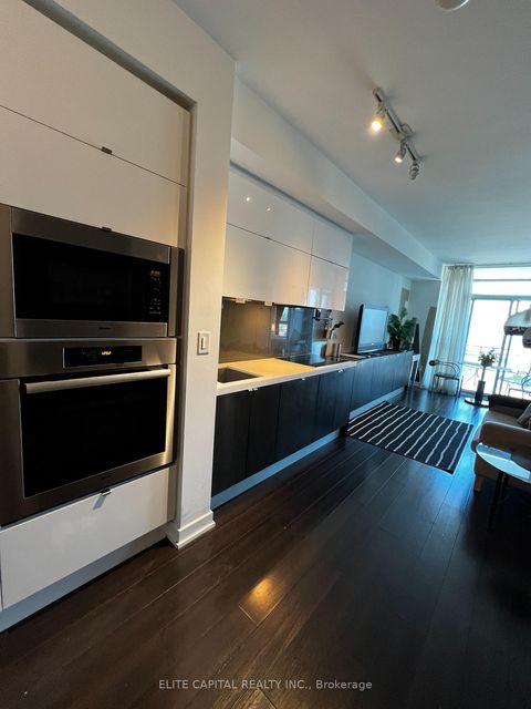 Photo 3 at 3610 - 21 Iceboat Terrace, Waterfront Communities C1, Toronto
