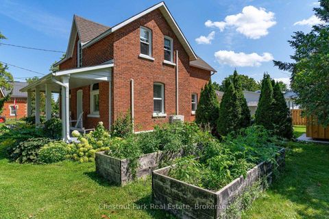 Photo 3 at 9 Wellington Street E, Creemore, Clearview