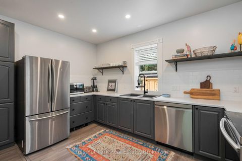 Photo 14 at 9 Wellington Street E, Creemore, Clearview