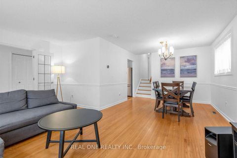 Photo 3 at 10 Devins Drive, Aurora Heights, Aurora