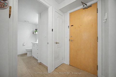 Photo 1 at 706 - 212 Eglinton Avenue, Mount Pleasant West, Toronto