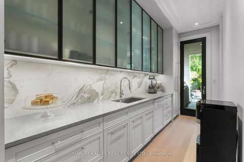 Photo 18 at 106 Richview Avenue, Forest Hill South, Toronto