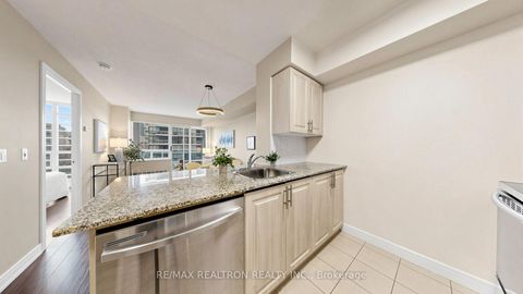 Photo 10 at 1708 - 31 Bales Avenue, Willowdale East, Toronto