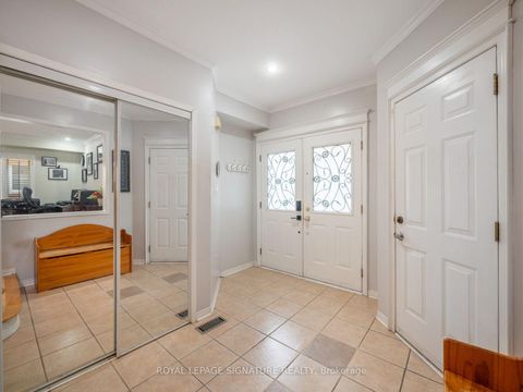 Photo 3 at 26 Tomscot Avenue, Oak Ridges, Richmond Hill