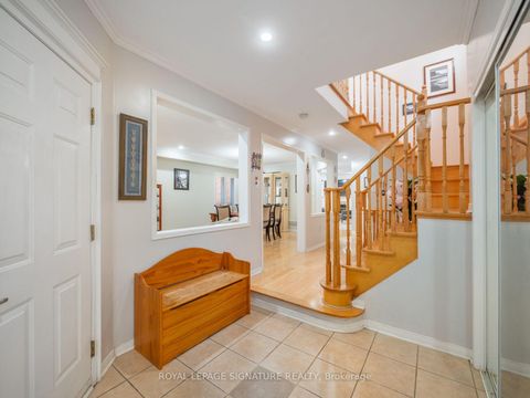 Photo 4 at 26 Tomscot Avenue, Oak Ridges, Richmond Hill
