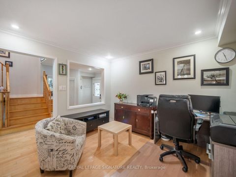 Photo 7 at 26 Tomscot Avenue, Oak Ridges, Richmond Hill