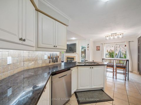 Photo 13 at 26 Tomscot Avenue, Oak Ridges, Richmond Hill