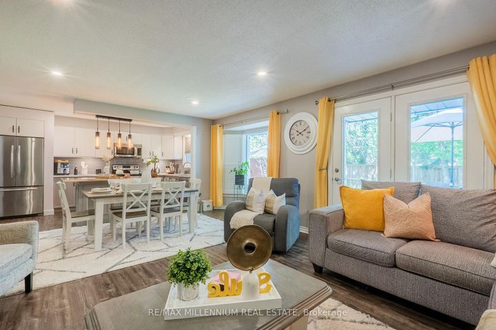 Photo 27 at 11 - 230 Meadowbrook Drive, Ancaster, Hamilton