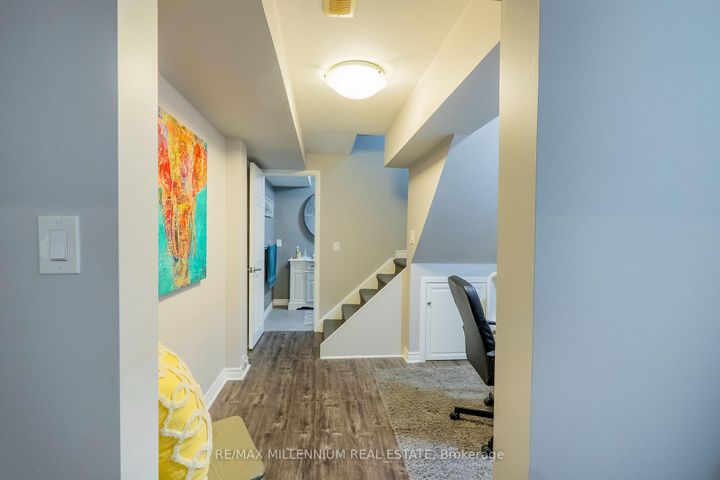 Photo 30 at 11 - 230 Meadowbrook Drive, Ancaster, Hamilton