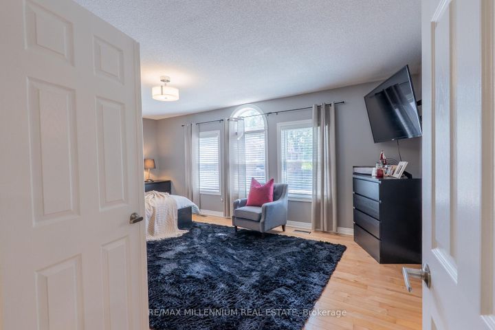 Photo 38 at 11 - 230 Meadowbrook Drive, Ancaster, Hamilton