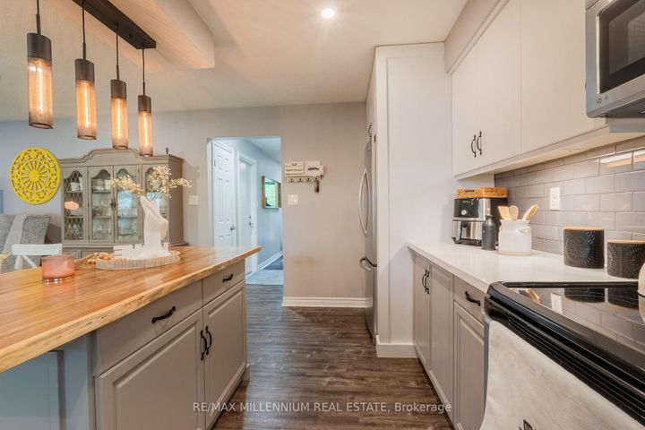 Photo 49 at 11 - 230 Meadowbrook Drive, Ancaster, Hamilton