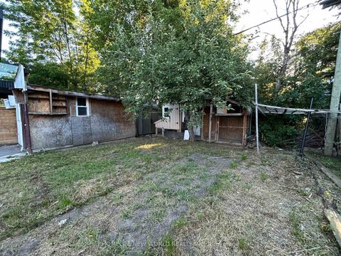 Photo 32 at 177 Magnolia Avenue, Kennedy Park, Toronto