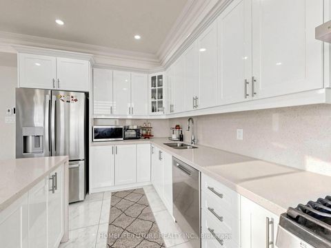 Photo 12 at 478 Aylesworth Avenue E, Cliffside, Toronto