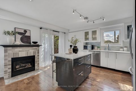 Photo 2 at 406 Pinnacle Trail, Bayview Wellington, Aurora