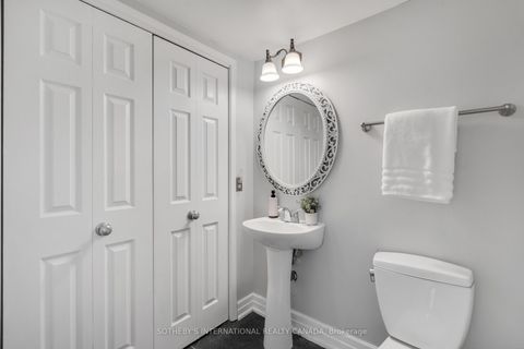 Photo 5 at 406 Pinnacle Trail, Bayview Wellington, Aurora