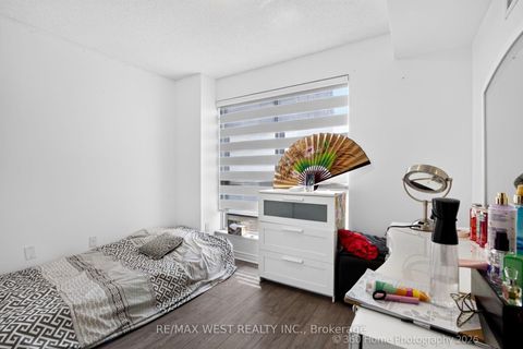 Photo 20 at 706 - 7 Lorraine Drive, Willowdale West, Toronto