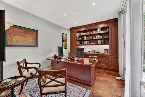 Photo 14 at 3 Bridgewater Drive, Rural Richmond Hill, Richmond Hill