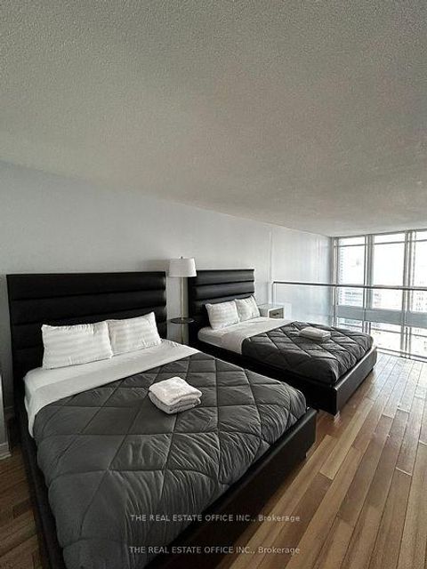 Photo 12 at 2808 - 15 Fort York Boulevard, Waterfront Communities C1, Toronto