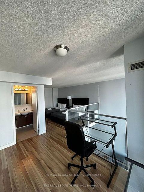 Photo 13 at 2808 - 15 Fort York Boulevard, Waterfront Communities C1, Toronto
