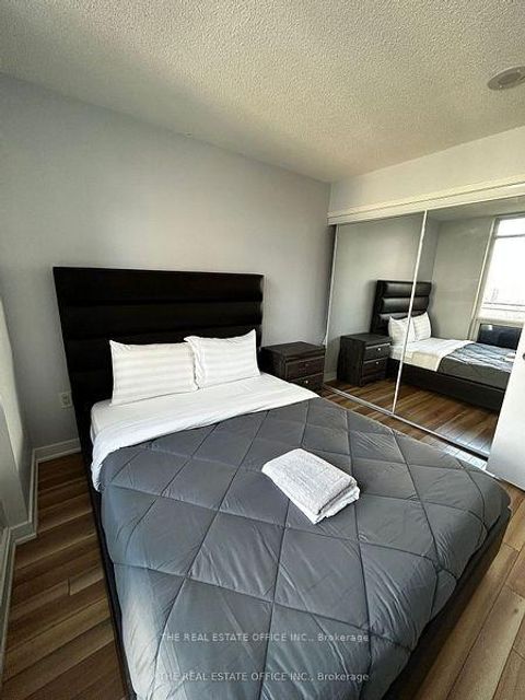 Photo 15 at 2808 - 15 Fort York Boulevard, Waterfront Communities C1, Toronto