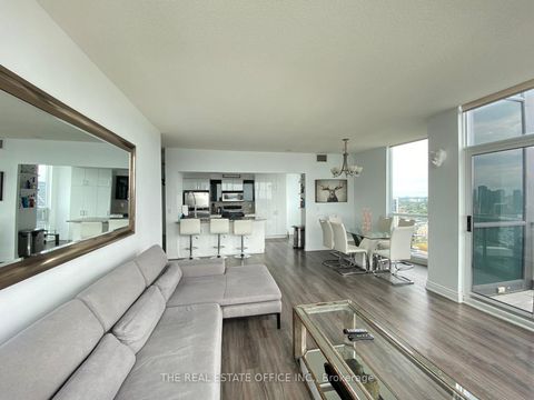Photo 3 at UPH 2 - 219 Fort York Boulevard, Niagara, Toronto