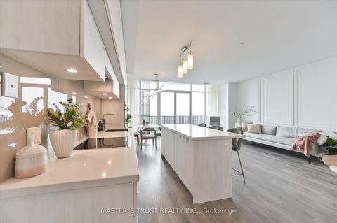 Photo 7 at Ph 5801 - 8 Eglinton Avenue E, Mount Pleasant West, Toronto